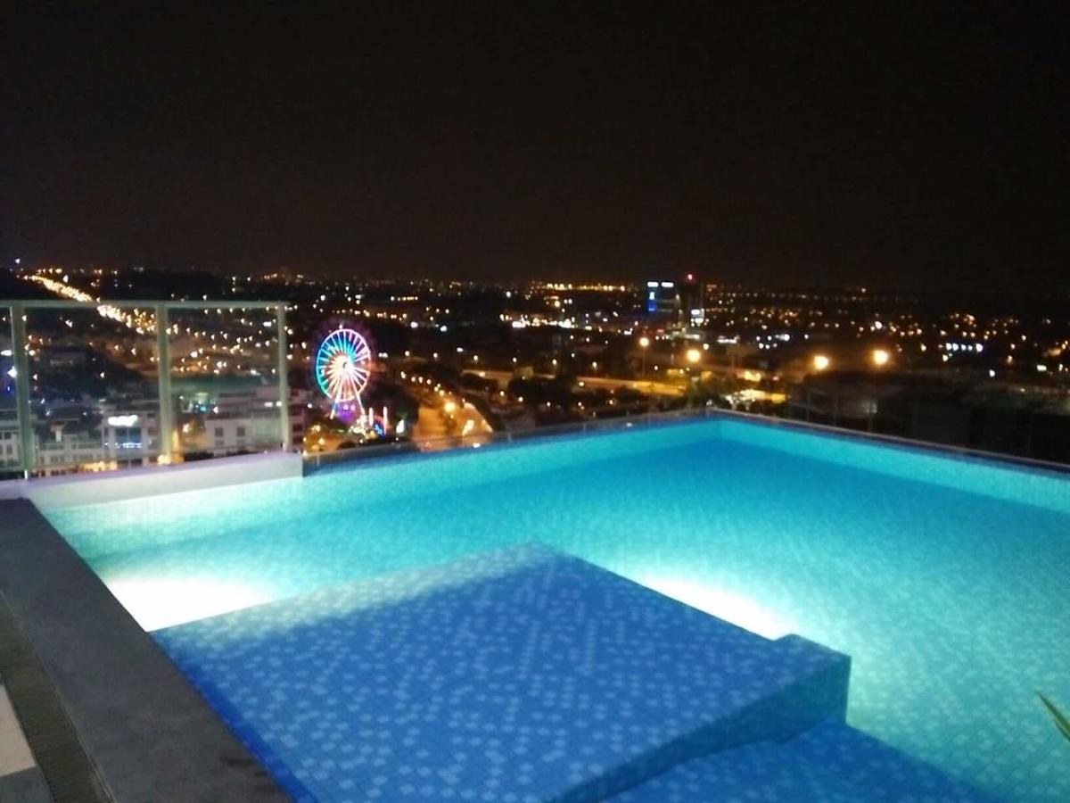 Tini Icity *